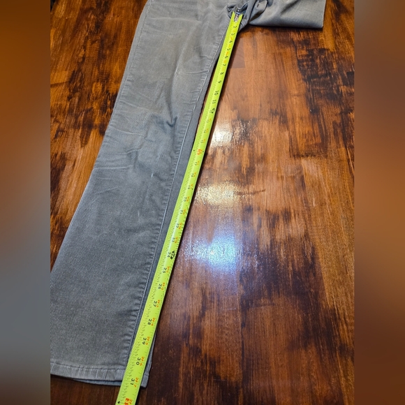 Ralph Lauren Women's Straight Leg Light Green Corduroy Jeans - Picture 4 of 8